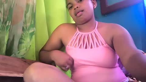 juliah02 online show from February 2, 9:19 am