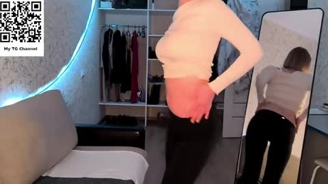 Kate online show from April 22, 6:42 pm