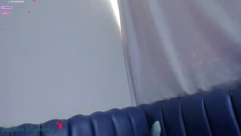 Snapshot of juliana_bigboobs chatting on November 28, 7:05 pm Juliana online show from November 28, 7:05 pm