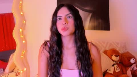 Snapshot of juliana_cute_22 chatting on March 12, 4:18 am Juliana online show from March 12, 4:18 am