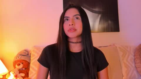 Snapshot of juliana_cute_22 chatting on March 25, 5:35 am Juliana online show from March 25, 5:35 am