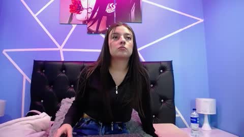 juliana_diamond_ online show from December 17, 3:23 am