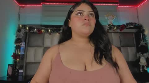 juliana_js_ online show from December 17, 3:56 am