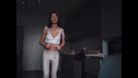 Snapshot of julianagold1 chatting on December 3, 1:43 pm julianagold1 online show from December 3, 1:43 pm