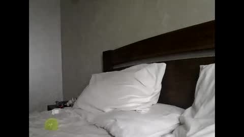 Snapshot of julianagold1 chatting on October 10, 9:47 pm julianagold1 online show from October 10, 9:47 pm