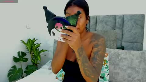 Snapshot of julianamiller chatting on July 27, 2:18 am juli online show from July 27, 2:18 am