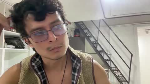 juliangosilva online show from May 25, 7:09 pm