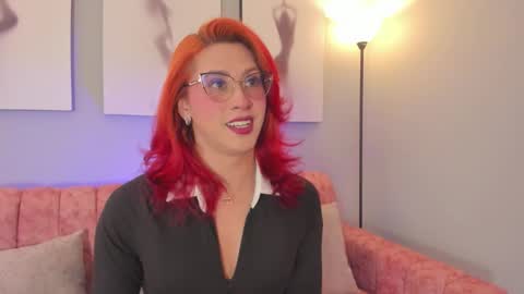 Juliana online show from September 18, 11:45 am