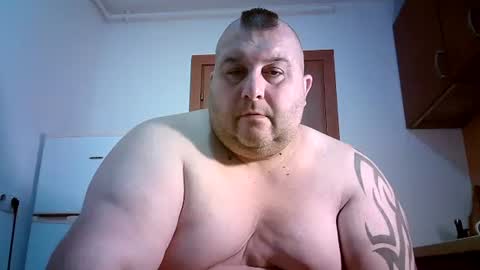 Snapshot of julianoparno chatting on June 5, 3:02 am Juliano online show from June 5, 3:02 am