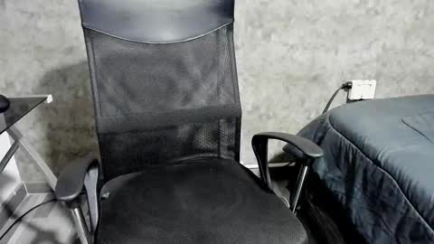 Julian online show from September 23, 9:45 am