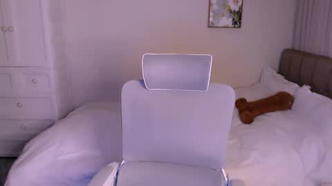 juliarichards online show from September 13, 11:15 pm