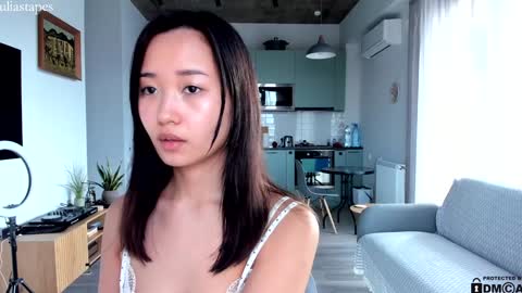 julia online show from January 18, 11:32 am