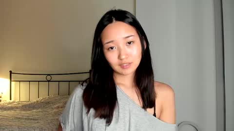 julia online show from February 11, 9:14 pm