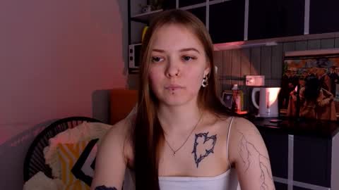 Snapshot of julidropp chatting on December 4, 7:33 pm julidropp online show from December 4, 7:33 pm