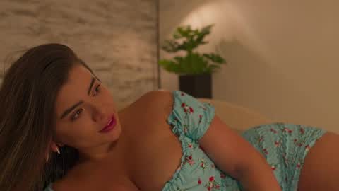 luu online show from April 5, 10:40 pm