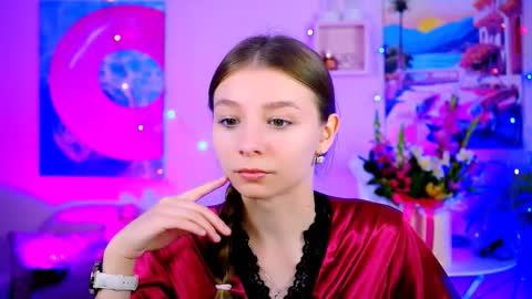 juliedaniel online show from October 3, 8:11 am