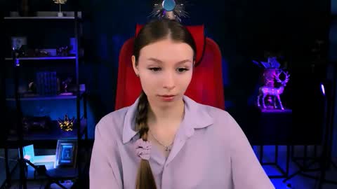 juliedaniel online show from January 19, 8:18 am