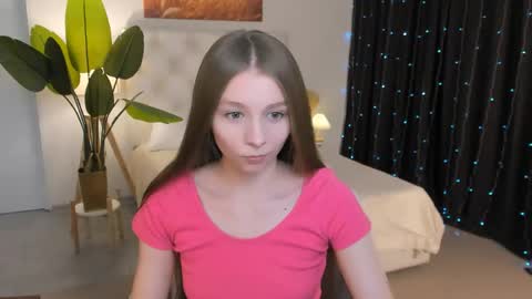 juliedaniel online show from April 21, 8:42 am