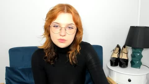 Snapshot of juliegentle chatting on July 22, 4:21 pm juliegentle online show from July 22, 4:21 pm