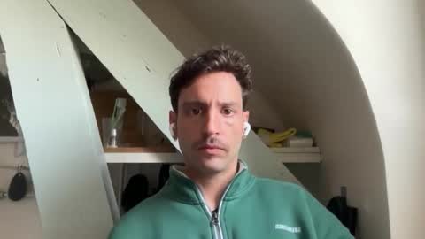 Frenchguy online show from March 8, 11:03 am