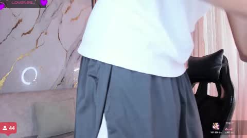 Julien online show from October 29, 12:29 pm