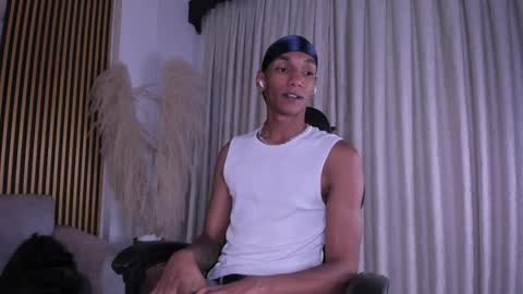 Julien online show from April 15, 12:01 pm