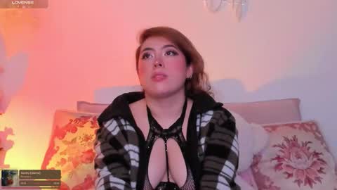 Snapshot of julieta_cooper20 chatting on October 25, 4:09 am Juli online show from October 25, 4:09 am