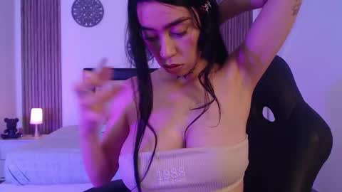 Julieta online show from December 18, 2:06 am