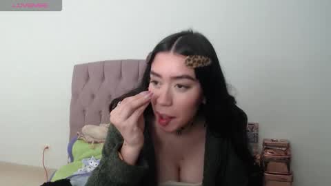 Snapshot of julieta_de_los_angeles chatting on March 27, 11:04 pm Julieta online show from March 27, 11:04 pm