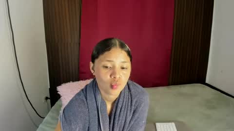 Snapshot of julieta_hot60 chatting on June 28, 1:22 am julieta_hot60 online show from June 28, 1:22 am