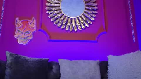  Julieta  online show from December 2, 11:59 am