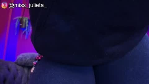  Julieta  online show from May 26, 11:39 am