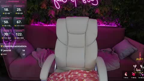 J U L I E T online show from February 26, 2:03 pm