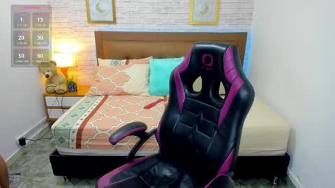 Julieth  online show from September 14, 1:32 pm