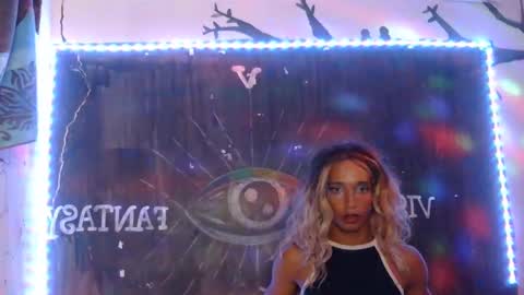 Julieth Wolf online show from February 2, 2:06 am