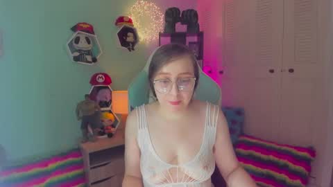 Snapshot of julietha_bianco_ chatting on February 3, 7:52 pm Julietha  online show from February 3, 7:52 pm