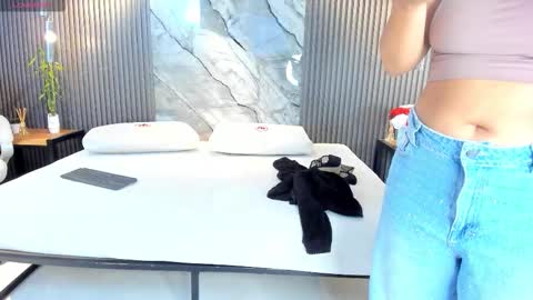 Julietha online show from November 27, 2:57 am