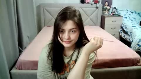 Julietkitty online show from April 21, 3:35 am