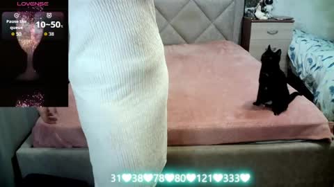 Snapshot of julietkalen chatting on June 2, 4:36 am Julietkitty online show from June 2, 4:36 am
