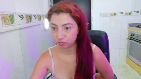 julietta max  online show from April 21, 7:06 pm