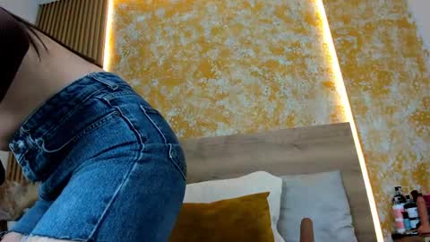 Julieta online show from April 8, 11:32 am