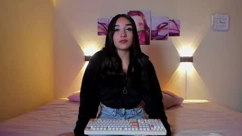 juli online show from April 29, 1:48 pm