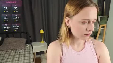 Snapshot of juliettakaniecki chatting on November 19, 3:39 am Mia online show from November 19, 3:39 am