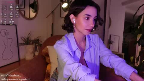 Juliette Dee online show from February 12, 9:33 pm