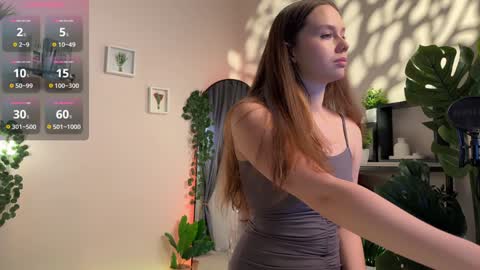 Julie online show from February 5, 12:38 pm