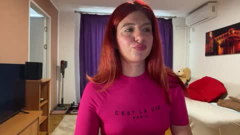 Snapshot of julietterosie chatting on May 27, 8:33 am Rose online show from May 27, 8:33 am