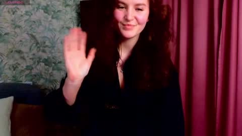 Julia online show from November 27, 2:41 pm