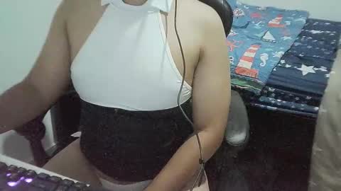 juligurlygirly online show from September 29, 6:24 pm