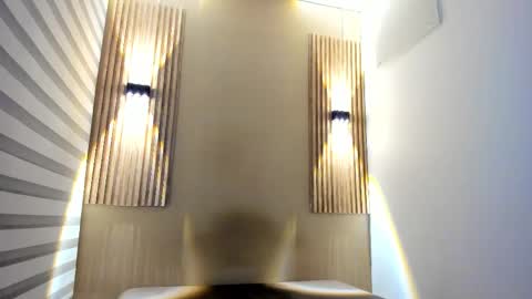 JULI online show from December 16, 12:10 pm