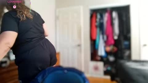 Juli Monroe online show from September 18, 3:03 pm